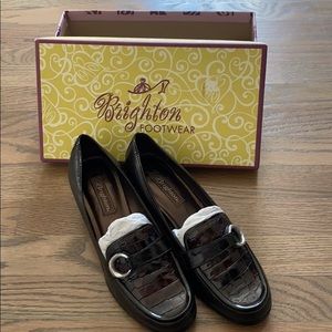 Brighton shows, brand new w/ box. Size 9. Brown.